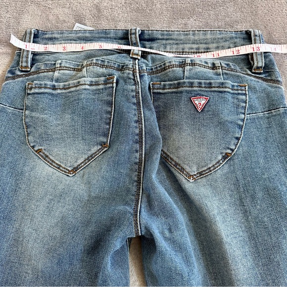Guess Mid-Wash Curvy Mid Rise Skinny Ankle Length Women’s Jeans - Picture 7 of 7